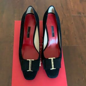 Carolina Herrera Heels
